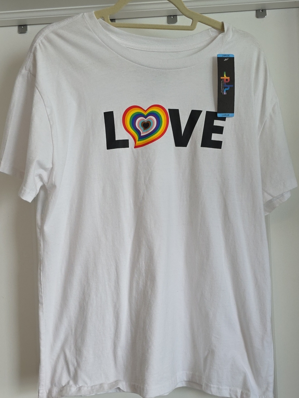 The Phluid Project Large White LOVE Rainbow Heart Short Sleeve Tee